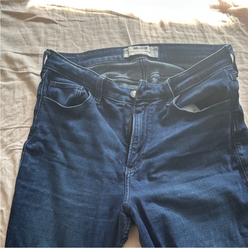 Hollister Women's Dark Blue High Rise Jeans